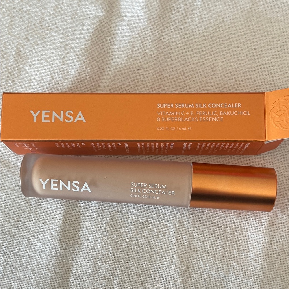 Super Serum Silk Concealer - Tan